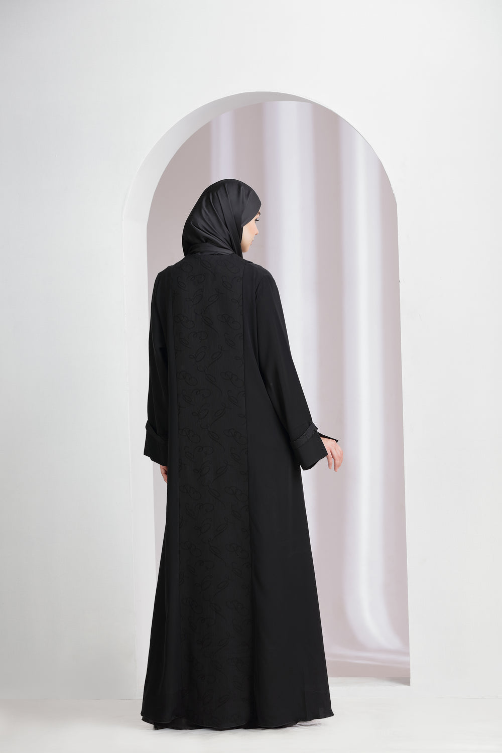 Sema Abaya Black