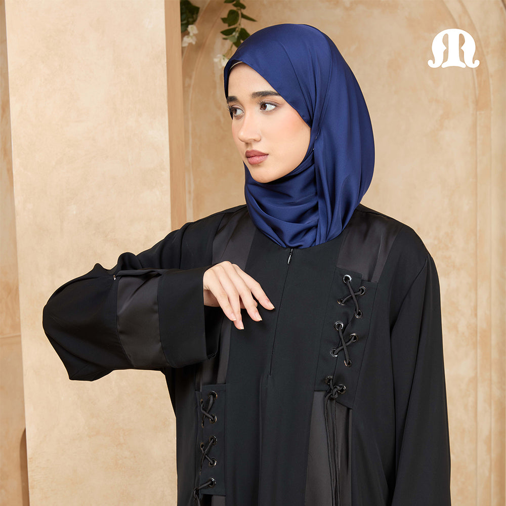 Yuki Black Abaya