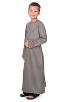 Kurvig Omani Brown Thobe for Kids - Mashroo