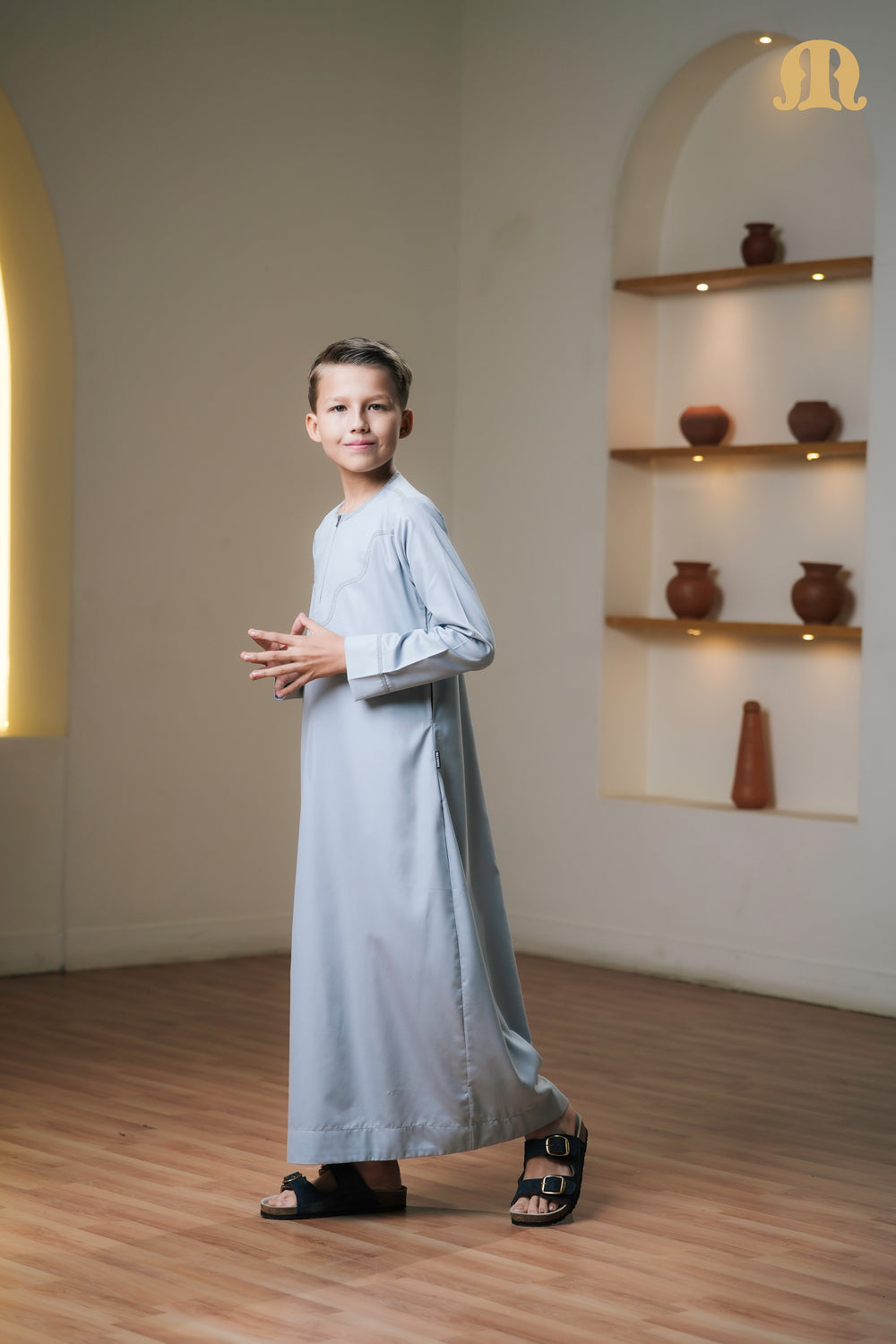 Kurvig Omani 2.0 Light Grey Thobe Kids