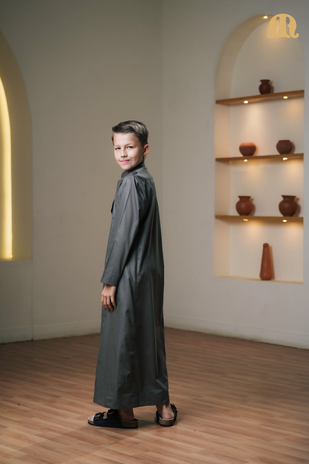 Kurvig Saudi 2.0 Grey Thobe Kids