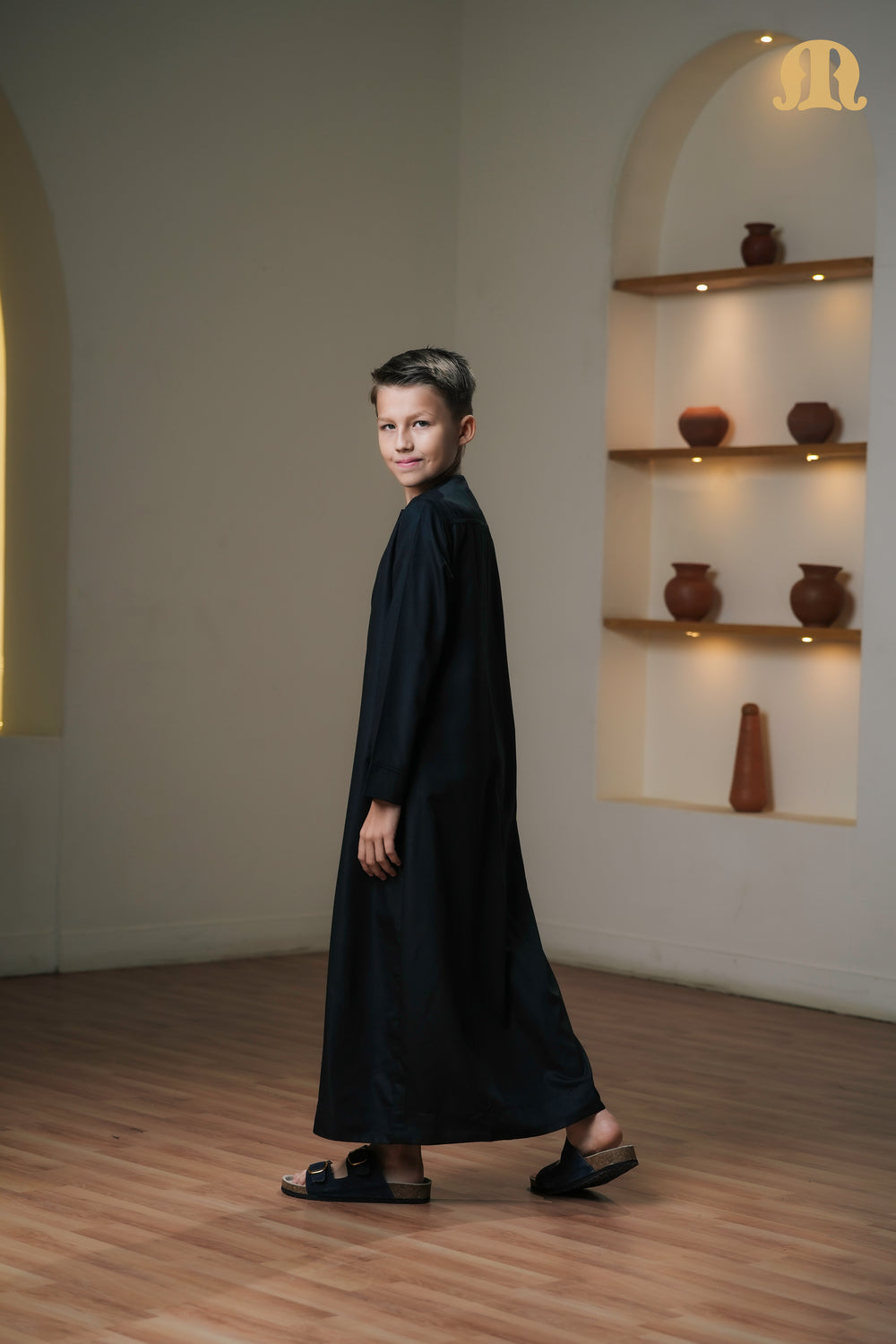 Kurvig Omani 2.0 Black Thobe Kids