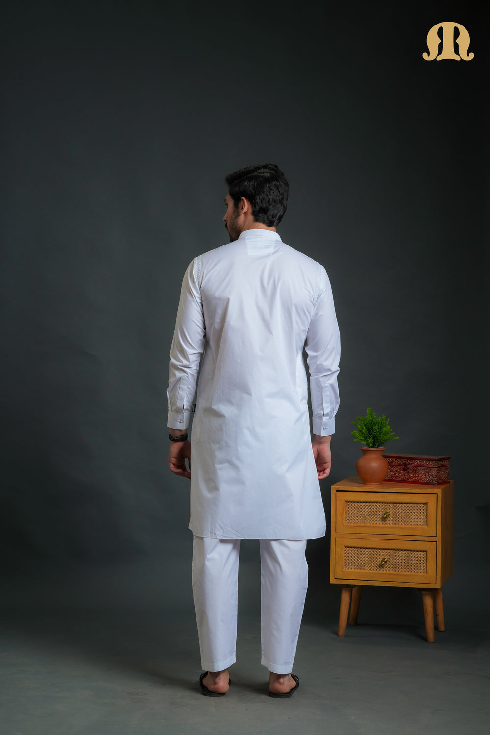 Sukuti White Kurta Set Men