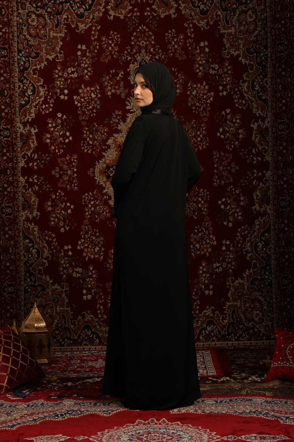 Gozde Abaya