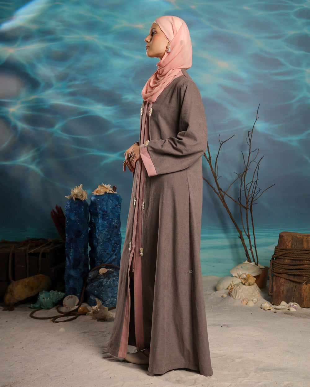 Mawji Abaya | Grey with Pink