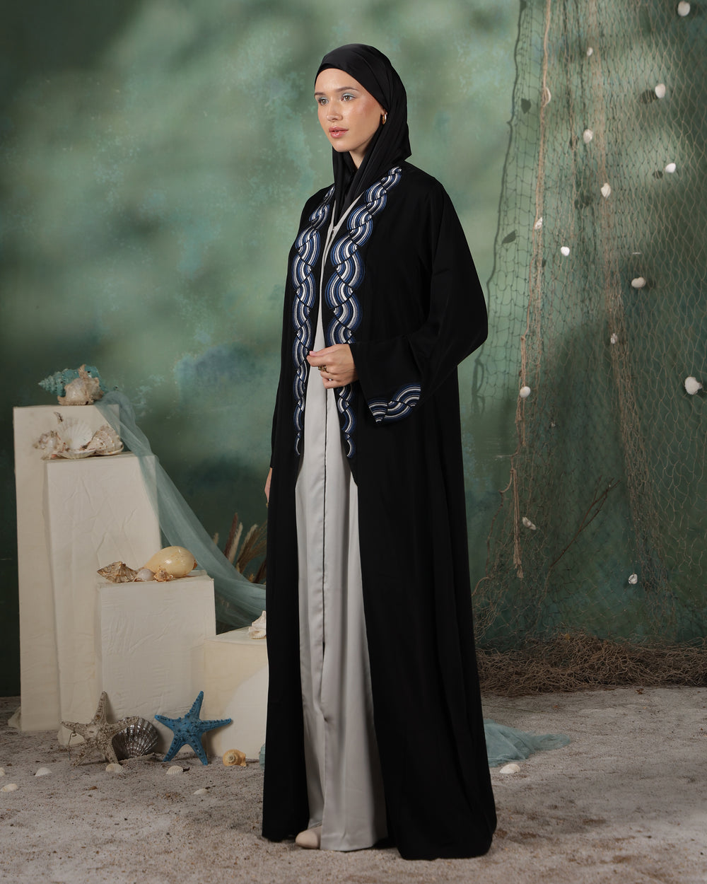 Welle Abaya | Deep Black