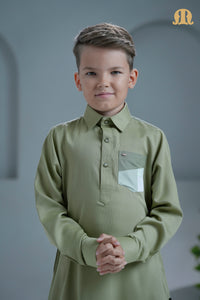 लड़कों के लिए लोगी एल ग्रीन थॉब