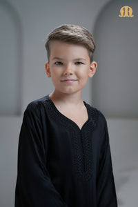 बच्चों के लिए टिज़्निट ब्लैक मोरक्कन थॉब