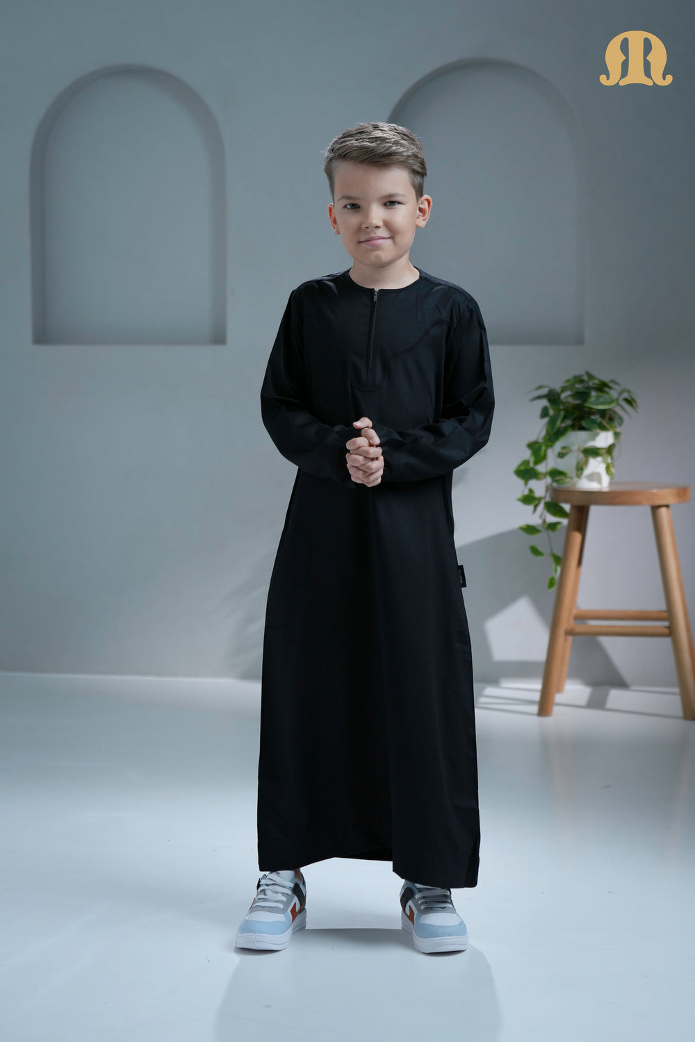 Kurvig Omani Black Boys Thobe