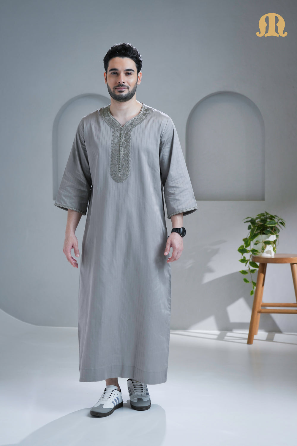 ثوب مغربي رمادي من زاغورا للرجال