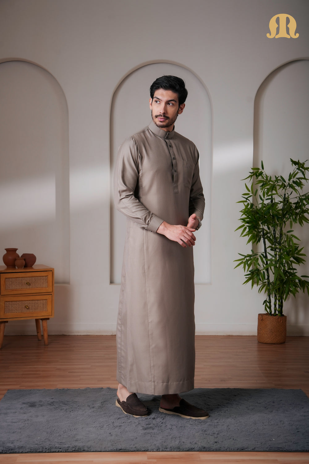 OZ Premium Saudi Striped Brown Thobe Mens