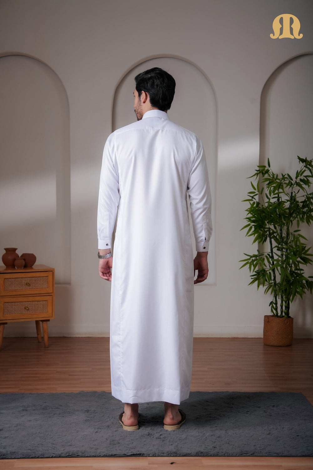 OZ Premium Saudi Striped White Thobe Mens
