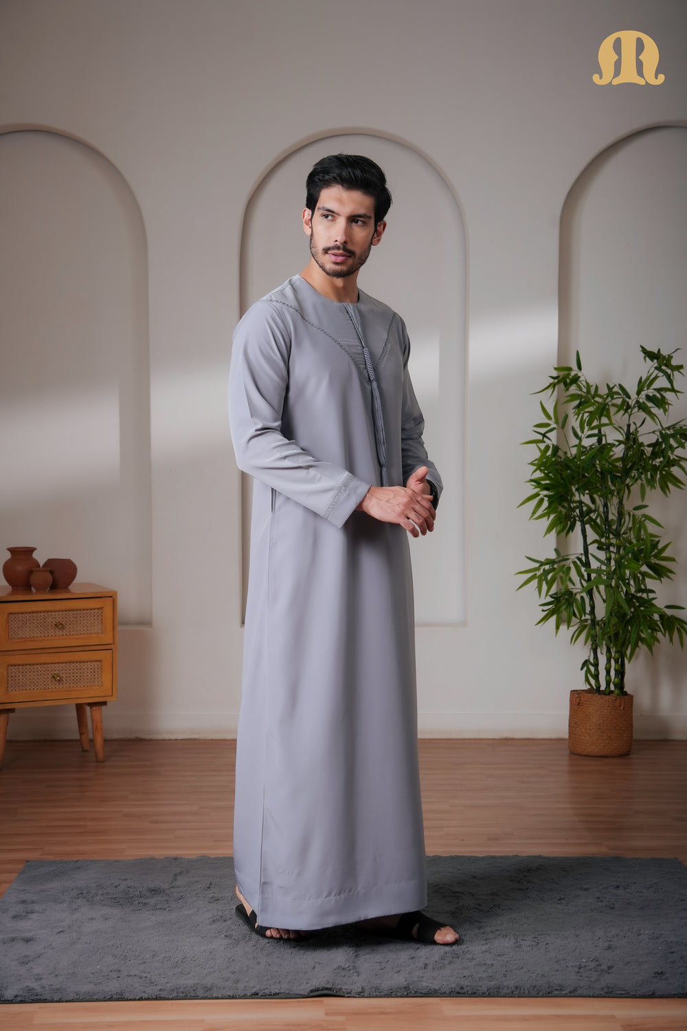 Yalin Emrati Light Grey Thobe Mens