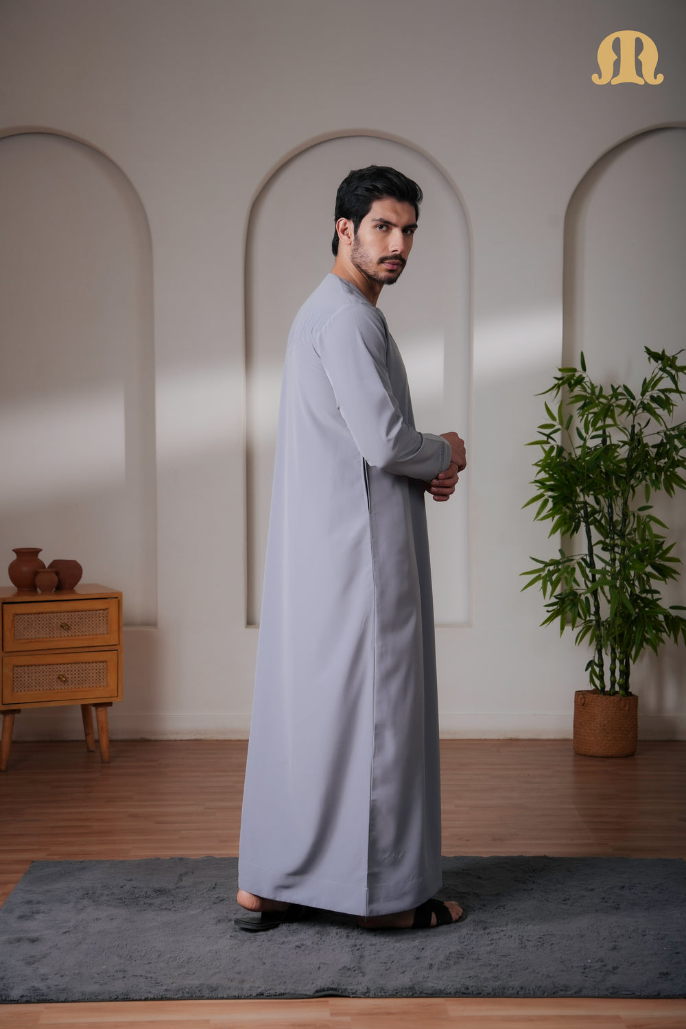 Yalin Emrati Light Grey Thobe Mens