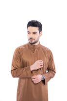 Kurvig Saudi Brown Thobe Men - Mashroo