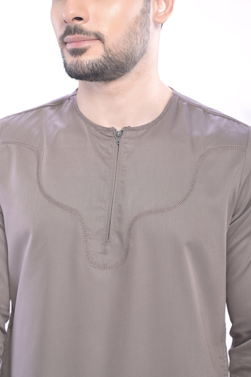Kurvig Omani Brown Thobe Men - Mashroo