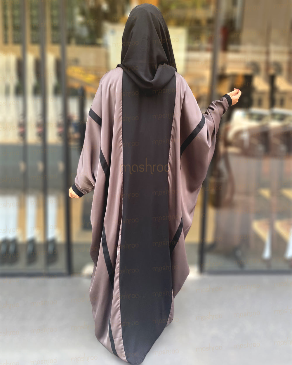 عباية قفطان بلون بني متداخل للنساء