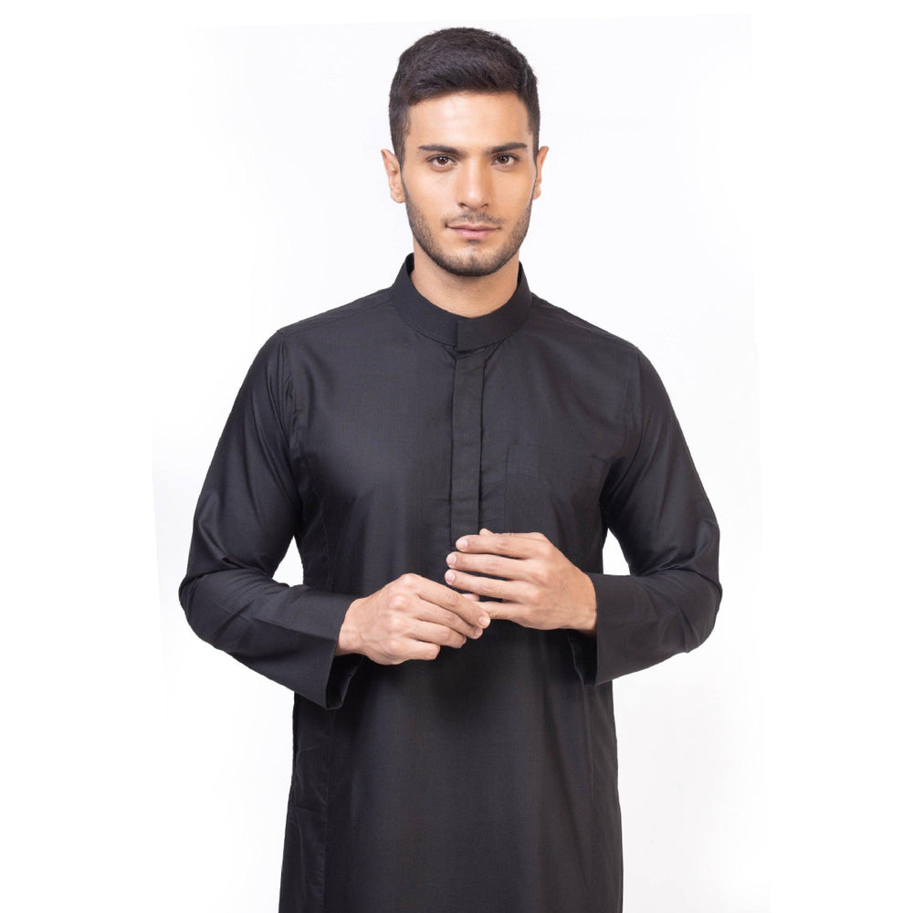 Aplos Black Saudi Thobe for Men - Mashroo